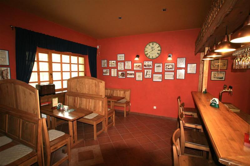Příbram 库曳旅馆酒店 外观 照片