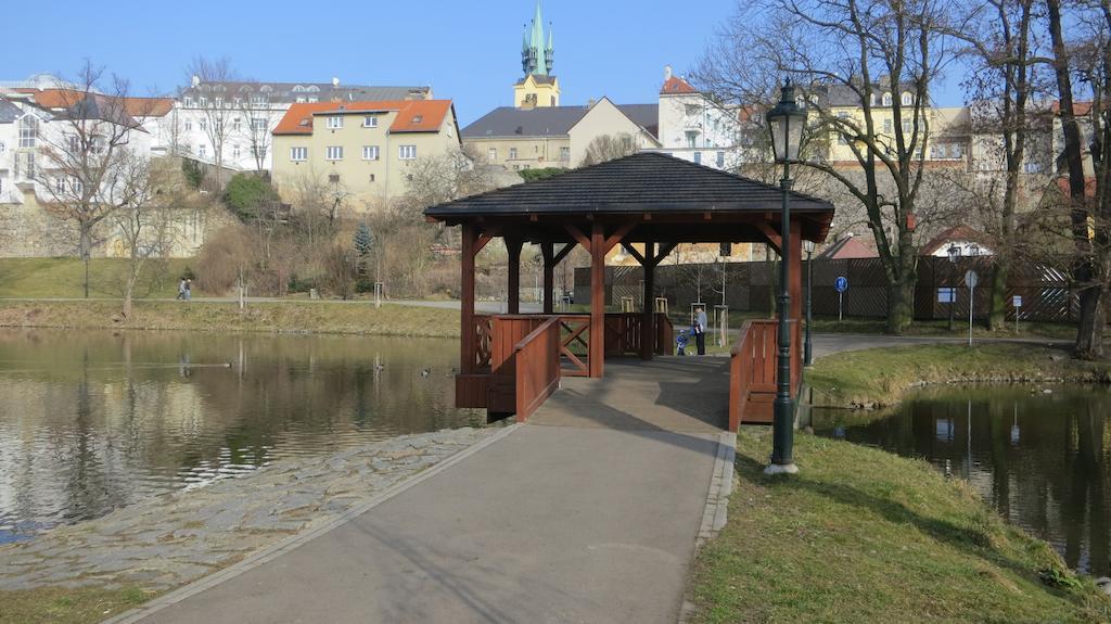 Příbram 库曳旅馆酒店 外观 照片